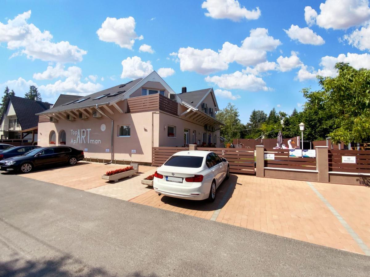 Topart Apartman I 발라톤페니베스 외부 사진