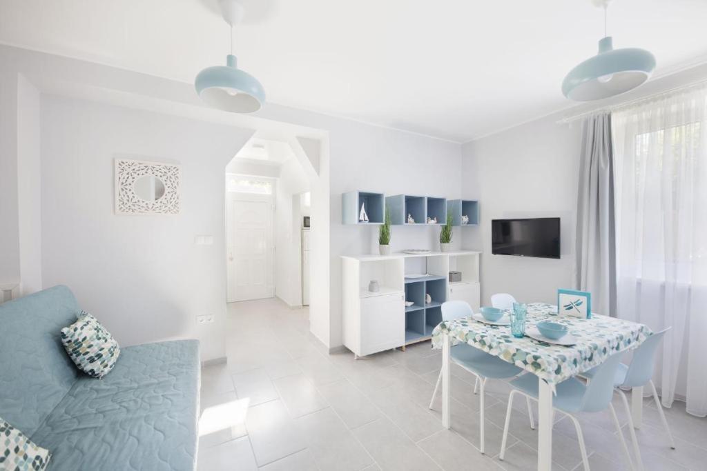 Topart Apartman I 발라톤페니베스 외부 사진