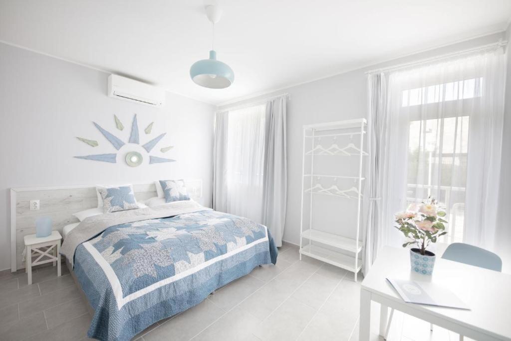 Topart Apartman I 발라톤페니베스 외부 사진